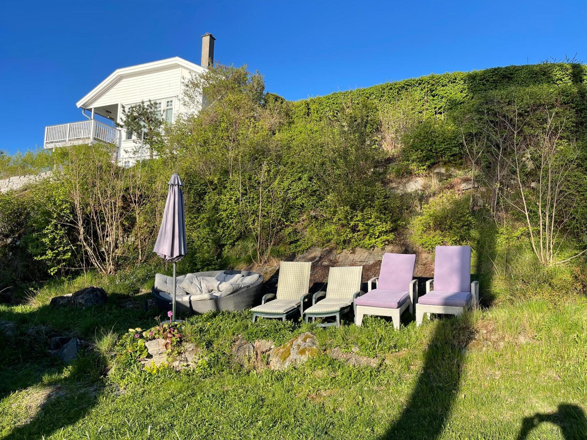 Nice Apartment With1 Bedroom Separate Living Room With A Sofa Bed And A Tiny Kitchen A Bathroom Located In Nordstrand Near By The Sea For 3 Guests With A Garden And Grill 5 Extra Guests With Extra Cost In The Cabin With Sea View Just Outside The Apar 奥斯陆 外观 照片